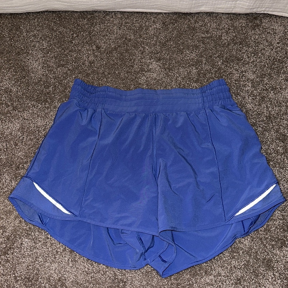 Lululemon Hotty Hot 4 inch - HR